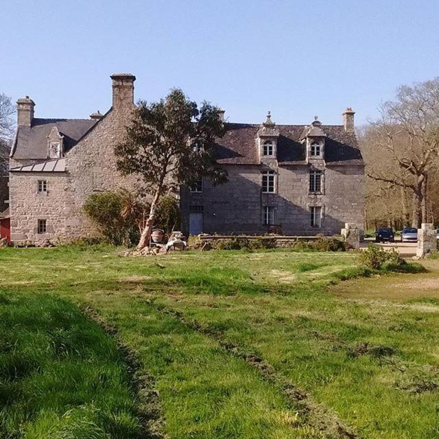 Les Cabanes De Kermenguy Cléder Eksteriør billede